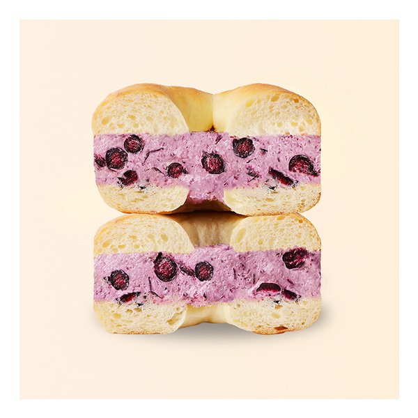 Greek Yogurt Blueberry Sand Bagel